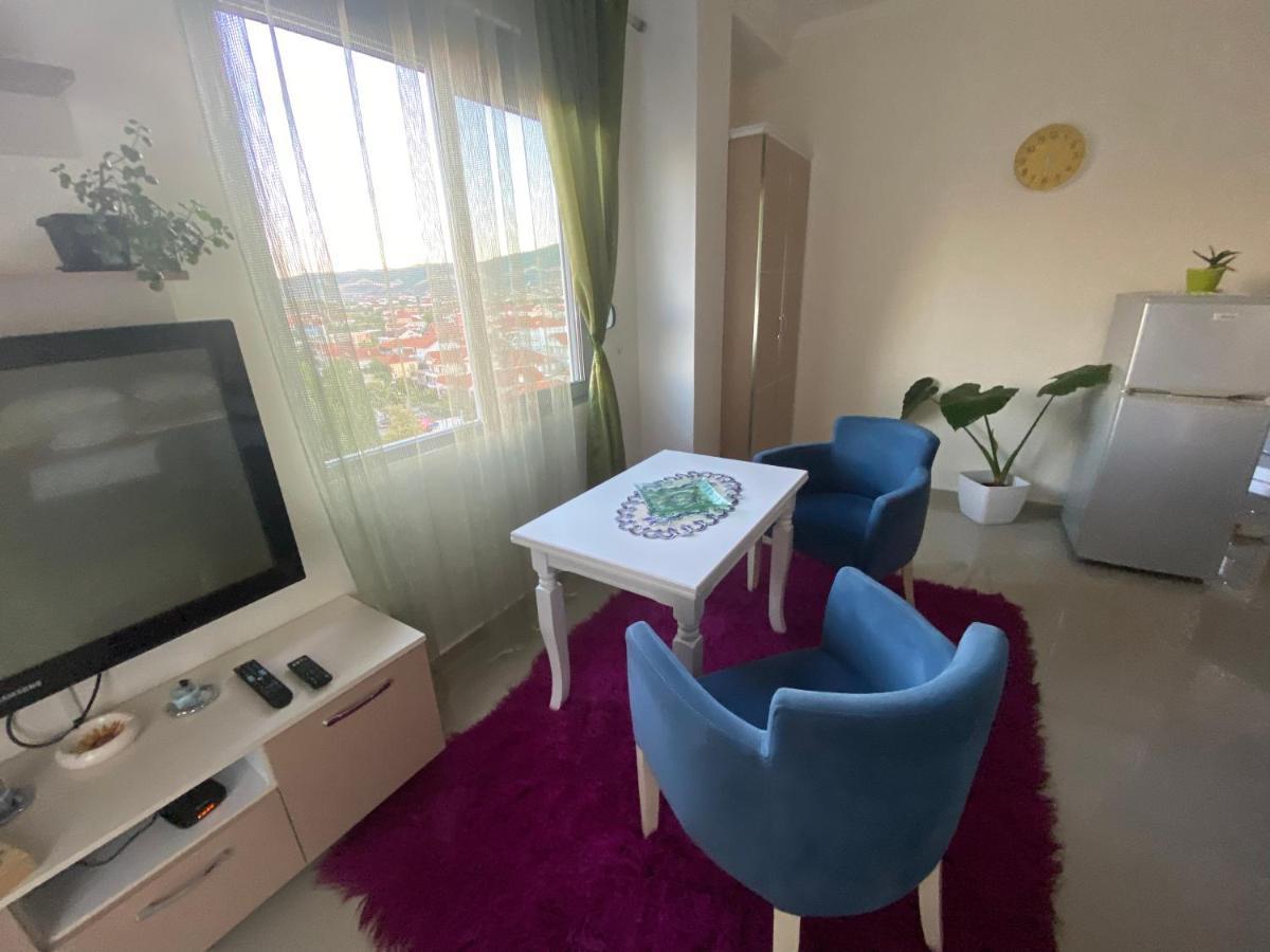 Guest'S Apartament โปกราเดซ ภายนอก รูปภาพ