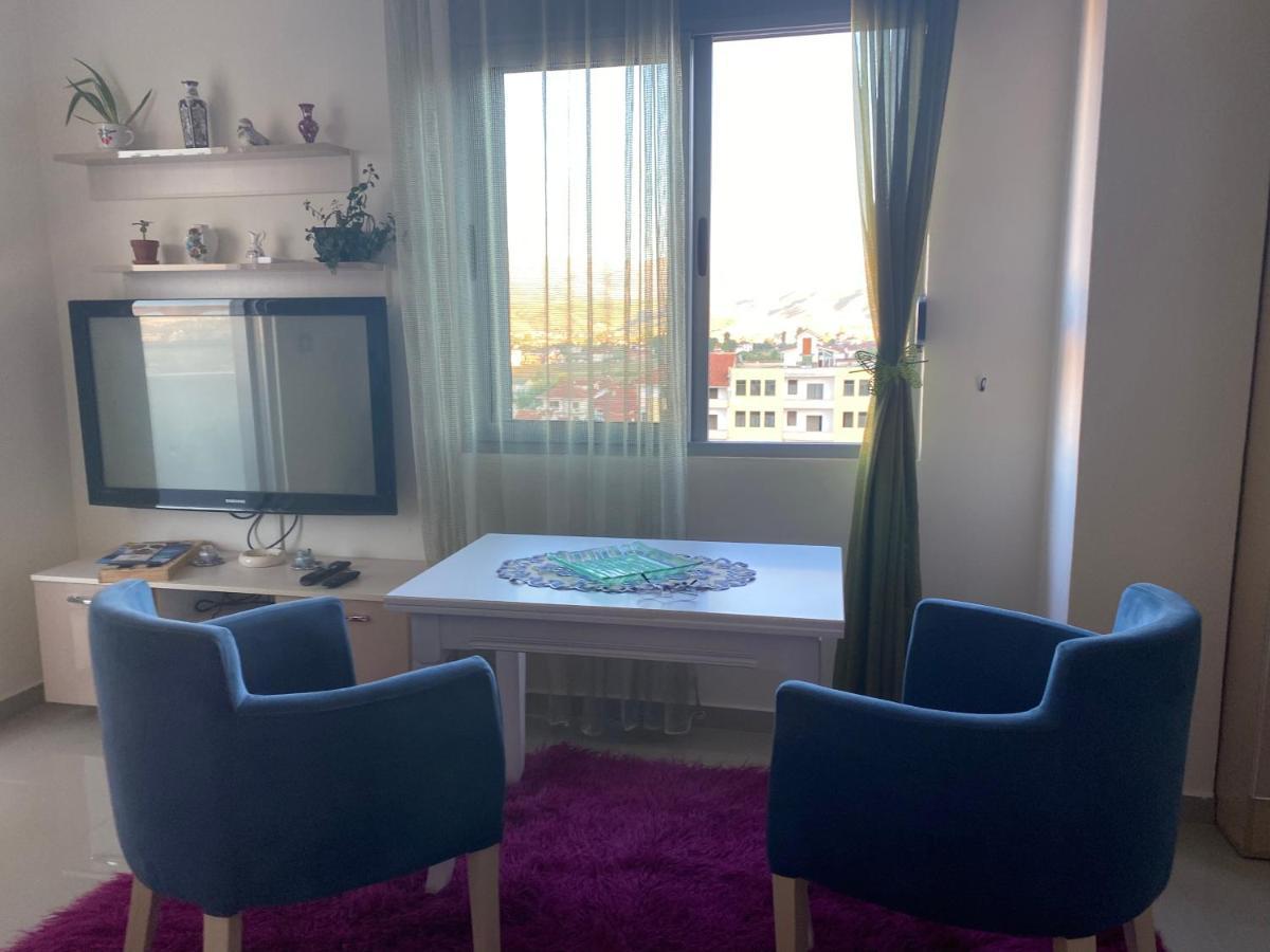Guest'S Apartament โปกราเดซ ภายนอก รูปภาพ