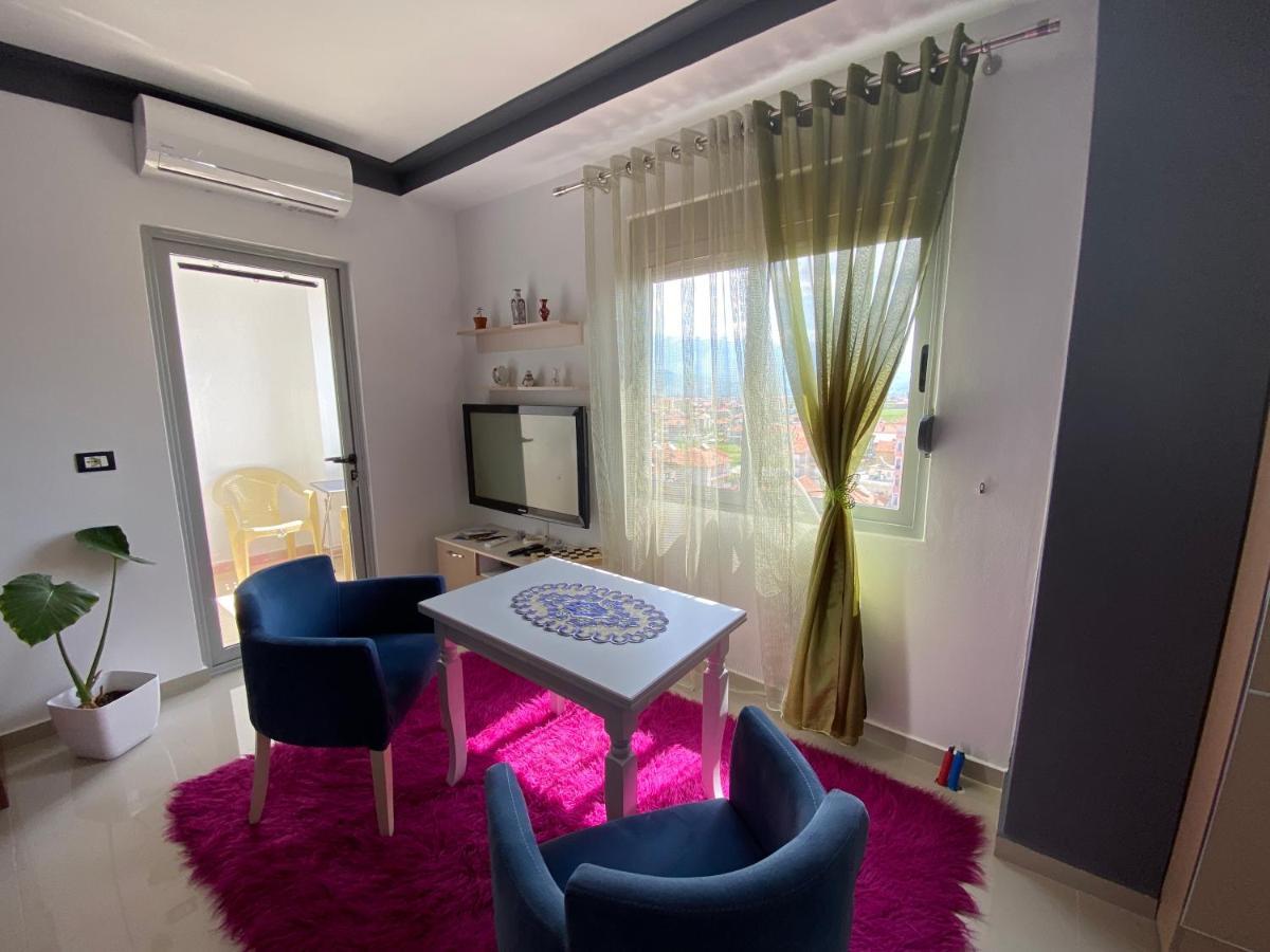 Guest'S Apartament โปกราเดซ ภายนอก รูปภาพ