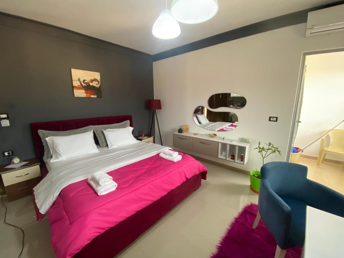Guest'S Apartament โปกราเดซ ภายนอก รูปภาพ
