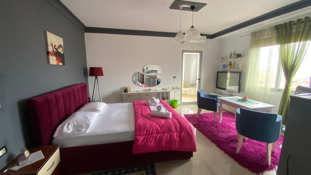 Guest'S Apartament โปกราเดซ ภายนอก รูปภาพ