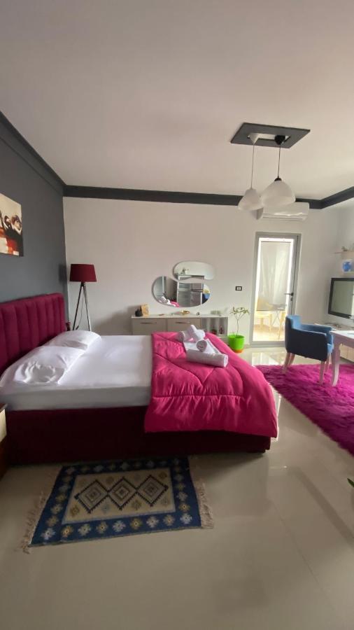 Guest'S Apartament โปกราเดซ ภายนอก รูปภาพ