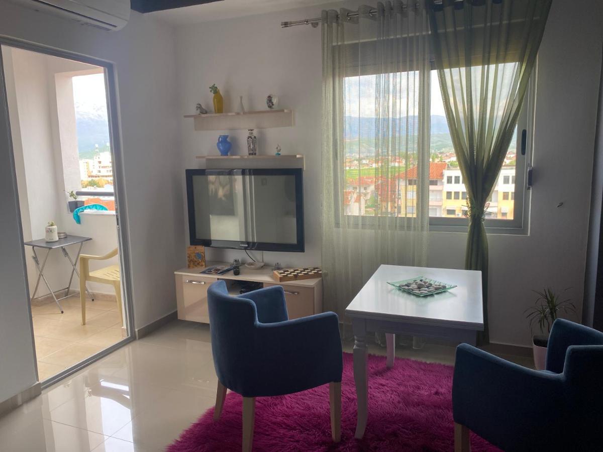 Guest'S Apartament โปกราเดซ ภายนอก รูปภาพ
