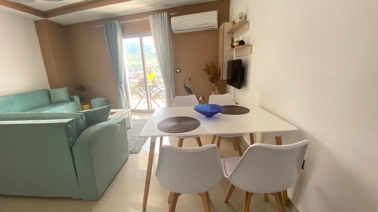 Guest'S Apartament โปกราเดซ ภายนอก รูปภาพ