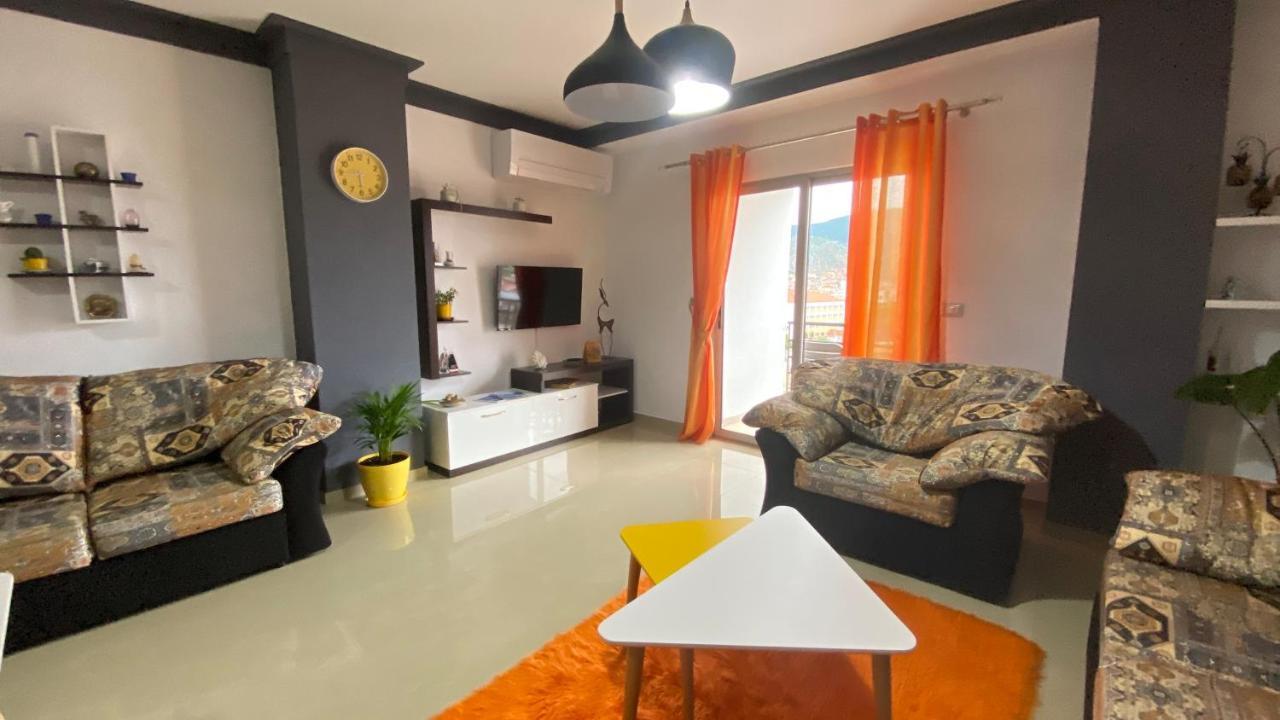 Guest'S Apartament โปกราเดซ ภายนอก รูปภาพ